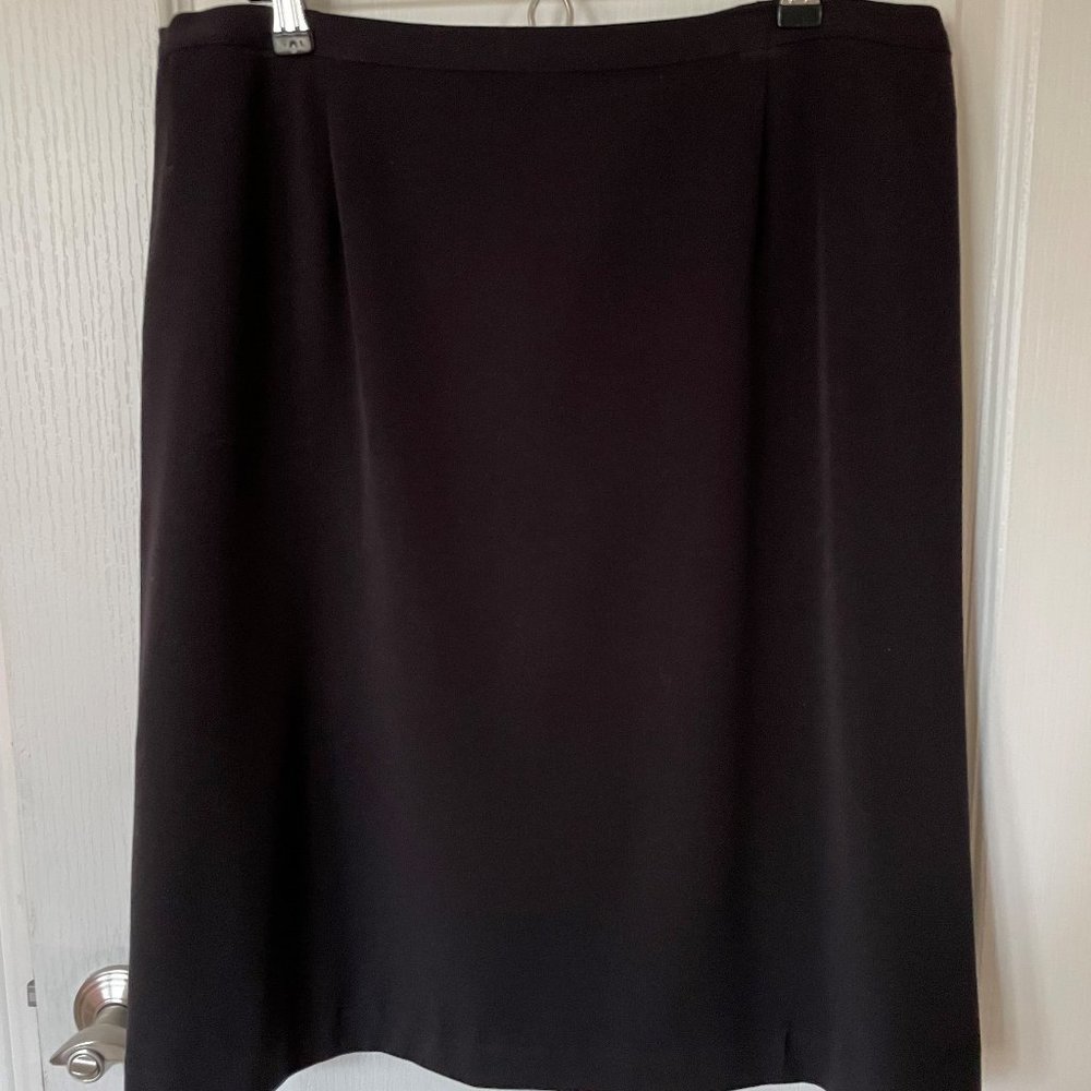 Appleseed's Black Slim Skirt, 18P